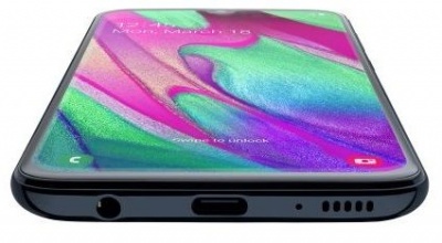 Смартфон Samsung Galaxy A40 (2019)
