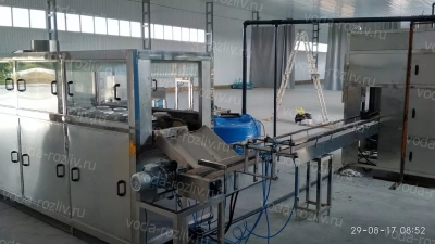 Линия розлива воды в бутыли 19 л, QGF-300 WellSpring