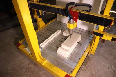 ЧПУ станок резки пенопласта и поролона, CNC styrofoam-3