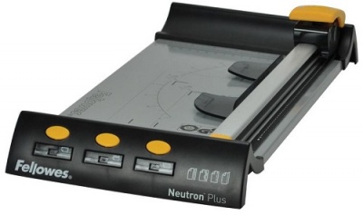 Резак Fellowes Neutron A4 Plus