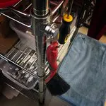 Поворотный крючок на неодимовом магните Е36