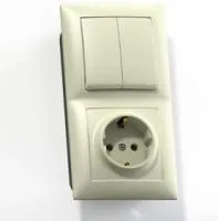 Блок СП БКВР-412 Селена (2-кл. выкл. + розетка с заземл.) сл. кость Кунцево 8177