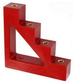 Изолятор ступенчатый ИС4-20 (М6) сил. с болтом ИЭК YIS11-4-20-B