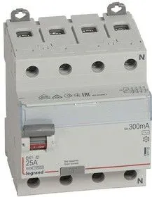 Выключатель диф. тока 4п 25А 300мА тип AC DX3 Leg 411722