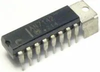 AN7142, Двухканальный усилитель низкой частоты, 0.9Вт, 4В…12В, 4 Ом