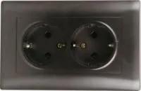 V01-14-R24-S (Розетка 2-мест. с зазем.(Nero), в сб. Magenta )