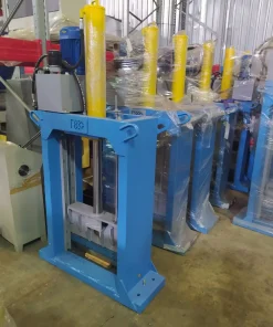 Гильотину для резки резины