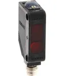 E3Z-LS88, Датчик: оптоэлектронный, Дальность: 2-80мм, PNP, DARK-ON, LIGHT-ON