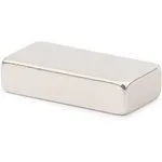 Неодимовый магнит прямоугольник 20х10х5 мм