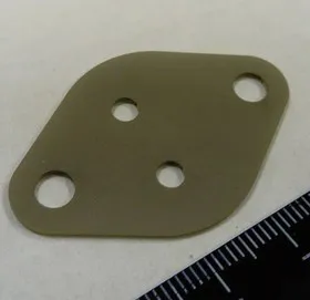 AlN KC304000-TO3-2.05N, Подложка керамическая теплопроводящая AlN 180 Вт/мК, 17кВ/мм для ТО-3 0,5х27х41мм отв 2хd4,8+2xd3.6