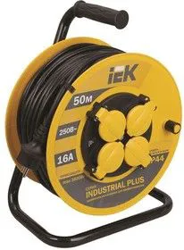 Удлинитель на катушке 4х50м с заземл. 16А IP44 УК50 Industrial plus с термозащ. 3х1.5 ИЭК WKP15-16-04-50-44