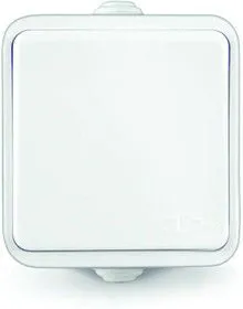 Розетка 1-м ОП Клио 16А с защ. крышкой с заземл. IP44 бел. UNIVersal К2229