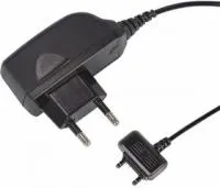 16-0268, Сетевое зарядное устройство для SonyEricsson K750i/W800 220 В (СЗУ) (5 V, 700 mA) шнур 1.2 м черное