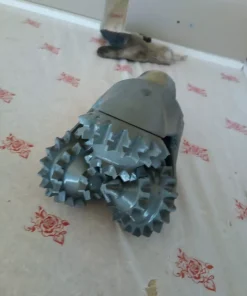 Долота трехшарошечные широкой номенклатуры, Долото 143 Бэйкер Хьюз 5 5/8 MRGF 12 шт