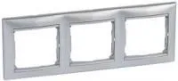 Рамка 3-м Valena горизонт. алюм. Leg 770153
