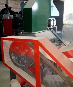 Дробилка для крупных ПВХ профилей, труб, плинтусов, сайдинга, SLP-3000ПВХ