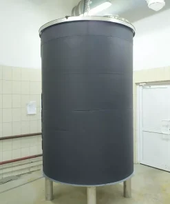 Емкости для приема, хранения и переработки молока