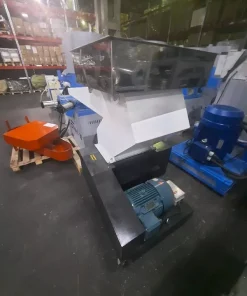 Дробилка для твердого пластика, XFS-500